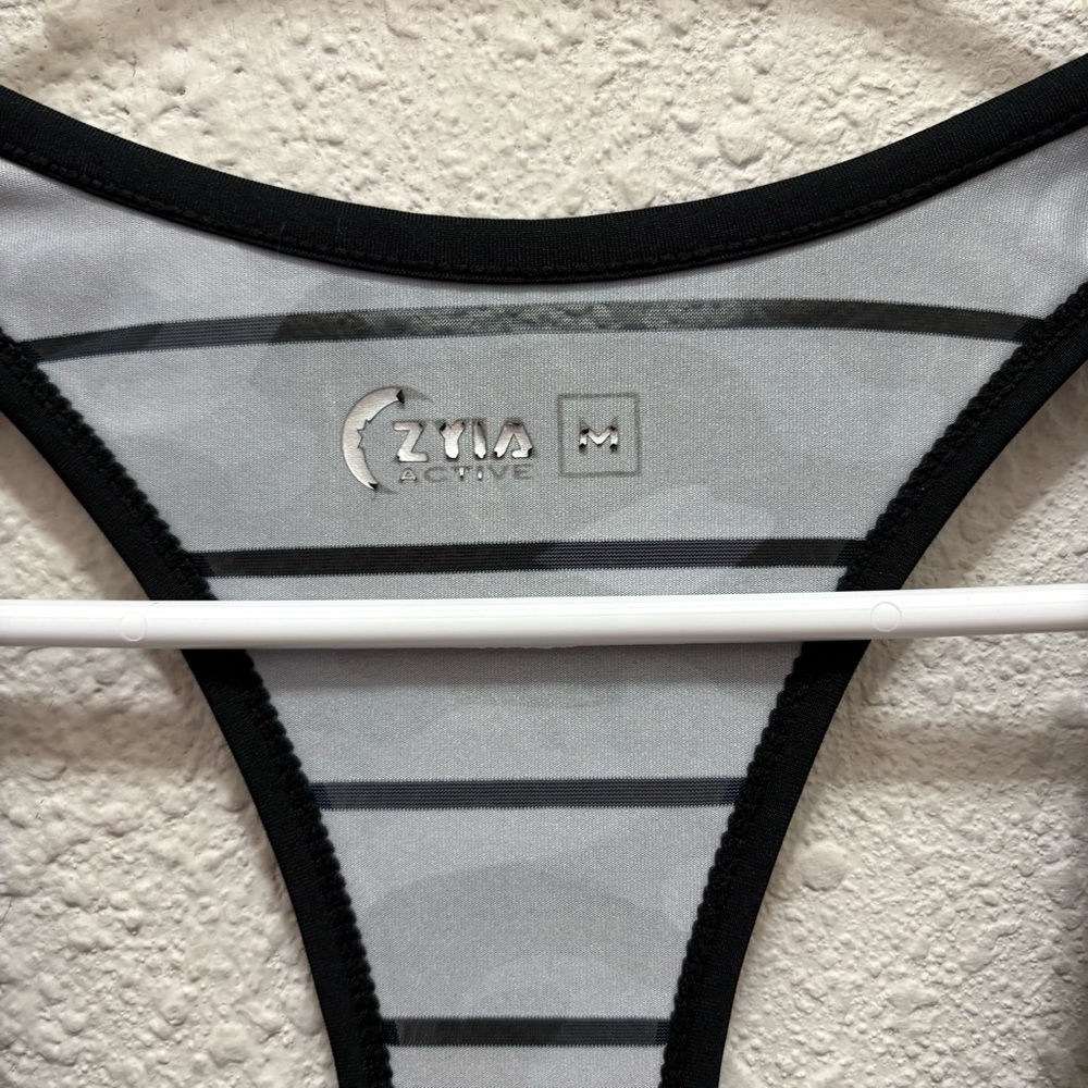 Zyia Active Havana Mesh Tank Top in Black Camo Size M - Picture 3 of 8